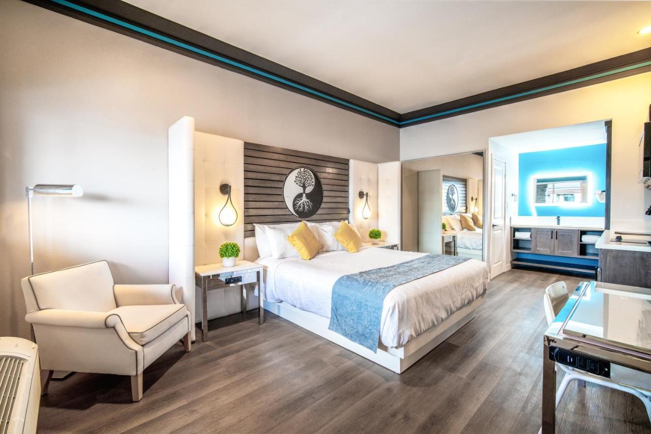 Aspire Inn Studios & Spas Bellflower Esterno foto