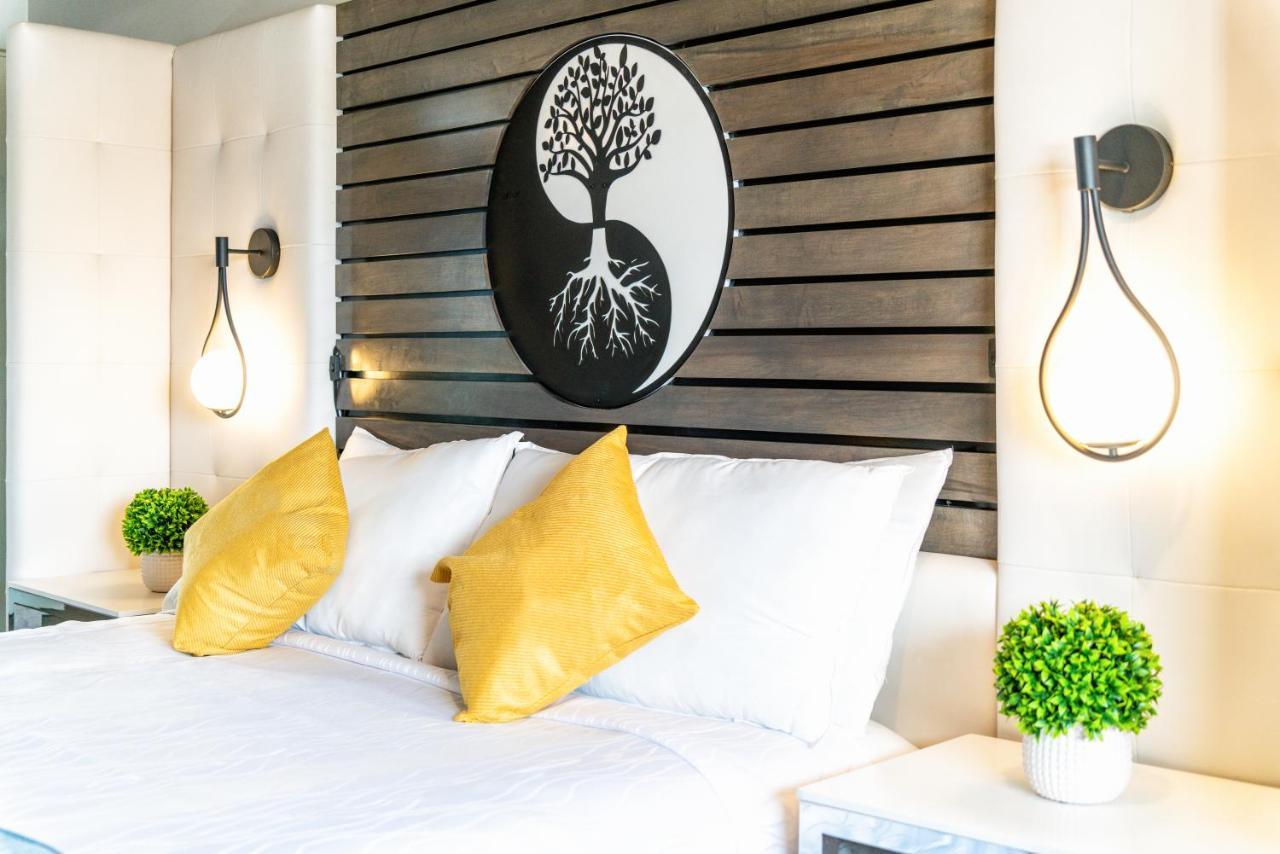 Aspire Inn Studios & Spas Bellflower Esterno foto