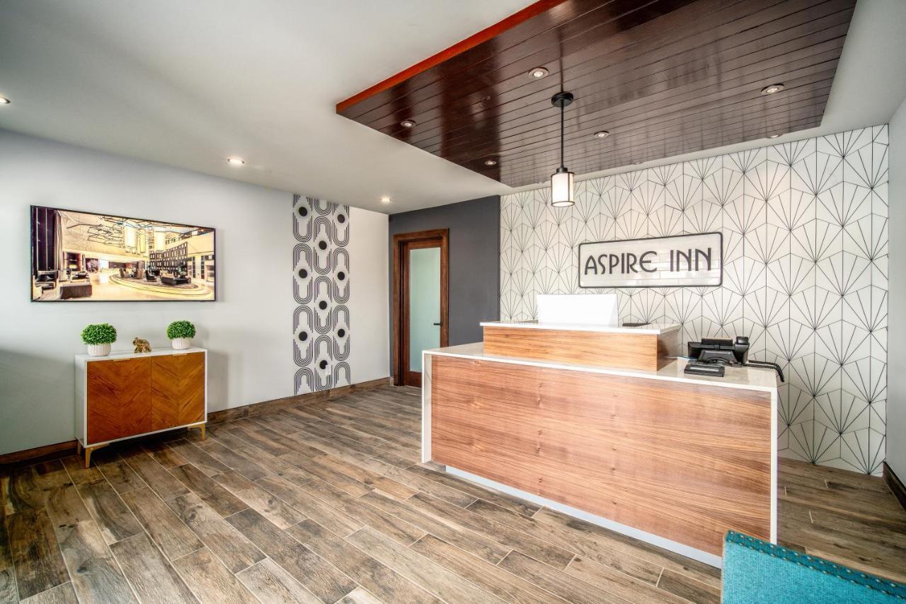 Aspire Inn Studios & Spas Bellflower Esterno foto