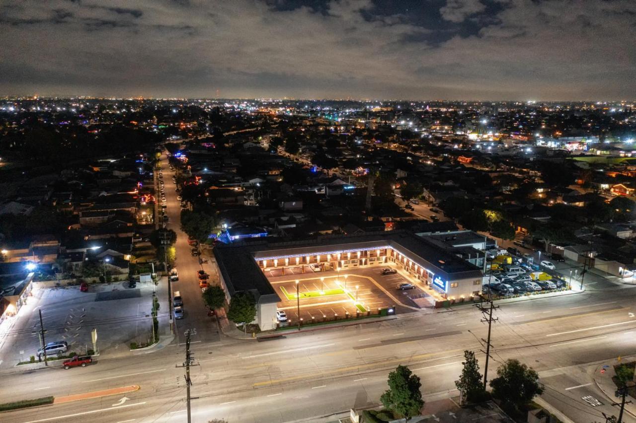 Aspire Inn Studios & Spas Bellflower Esterno foto